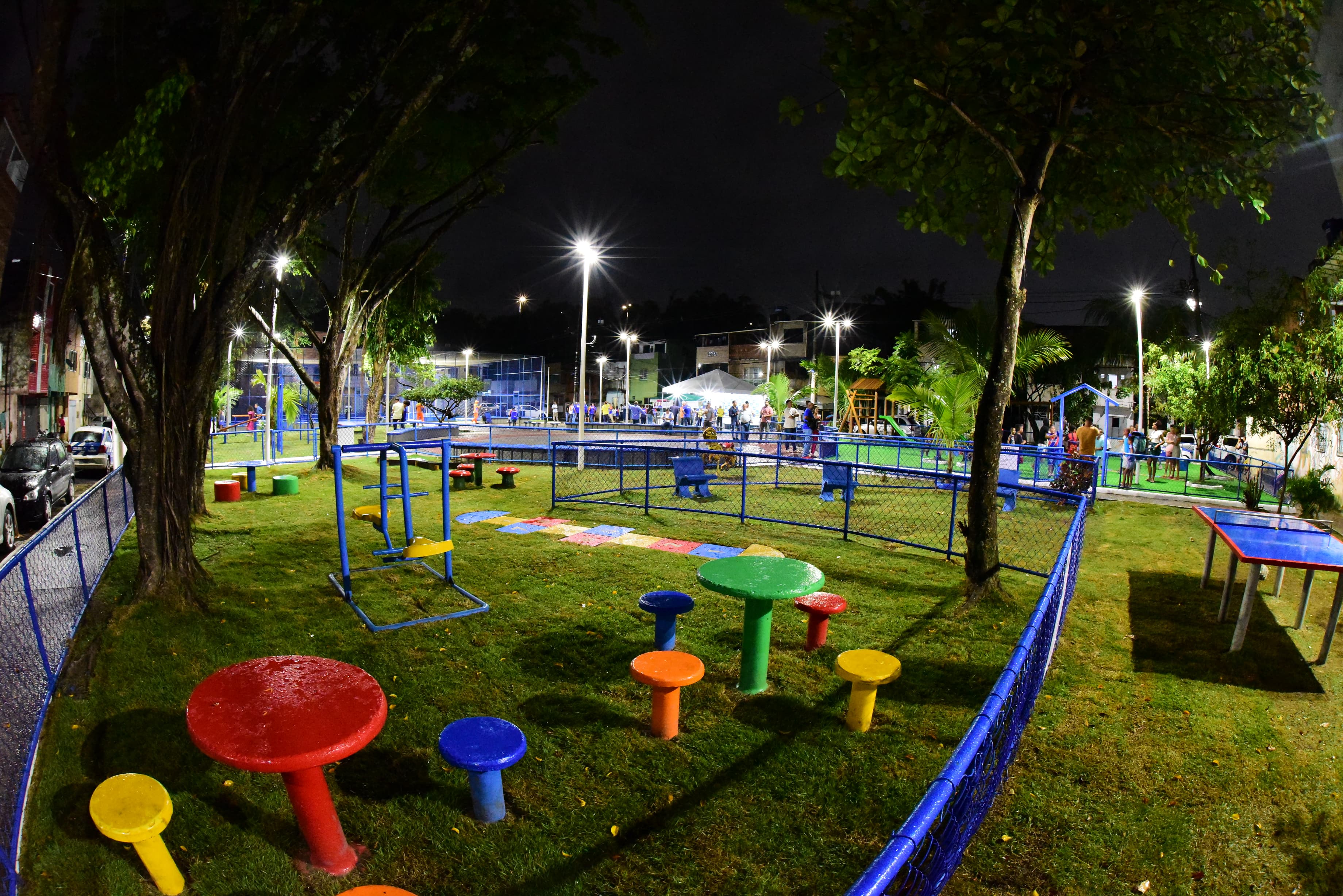 Prefeitura entrega praça na região de Pirajá e vai inaugurar 40 novos equipamentos nas próximas semanas